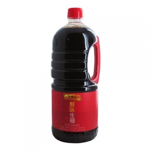 rbs44515f.jpg 44515 078895132335 LKK PREMIUM LIGHT SOY SAUCE 1.75L SALSA DI SOIA CHIARA